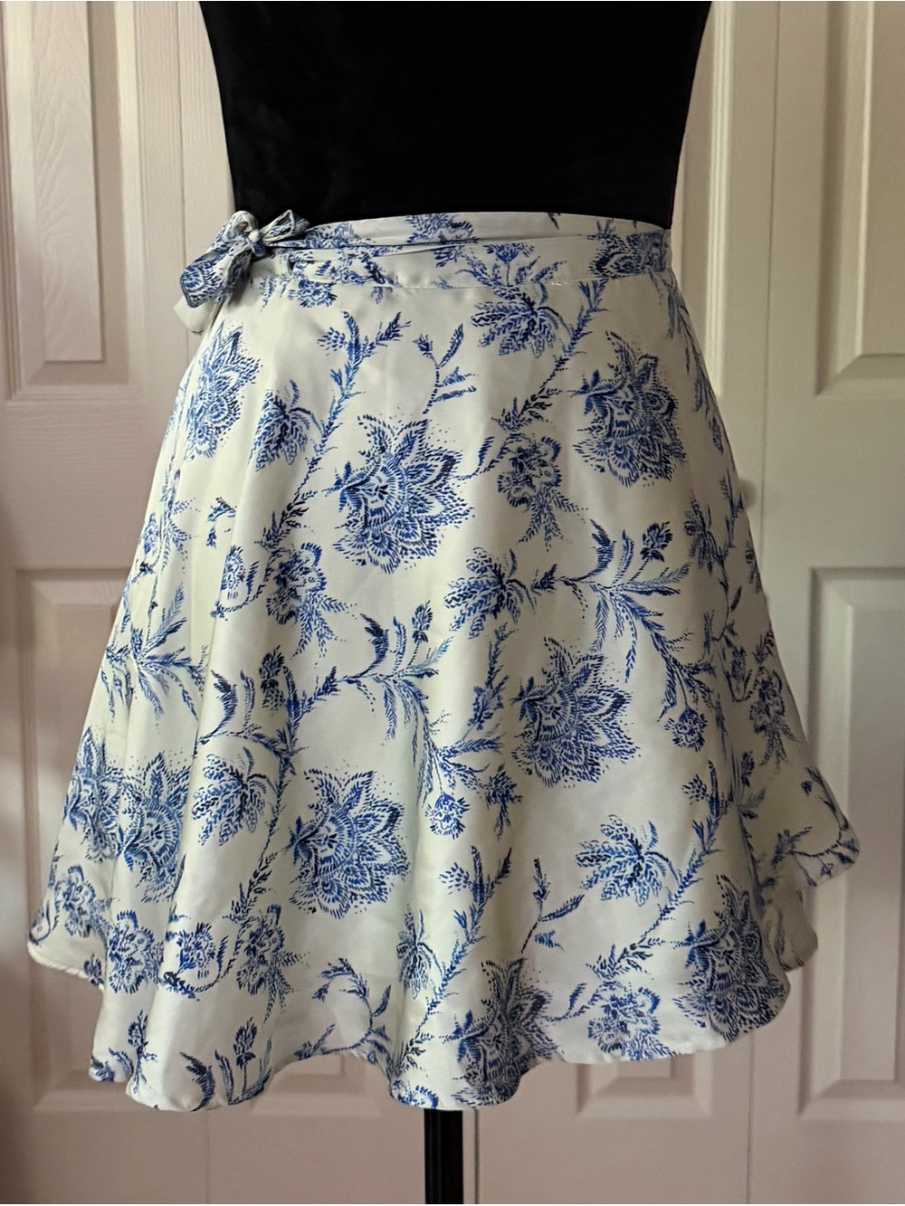 Urban Outfitters White and Blue Floral Wrap Skirt